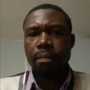 Meet your Posher, Levi